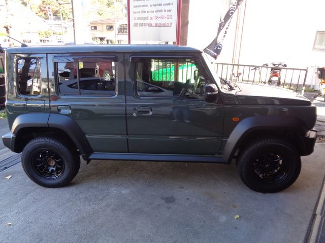 SUZUKI JIMNY NOMADE 2025