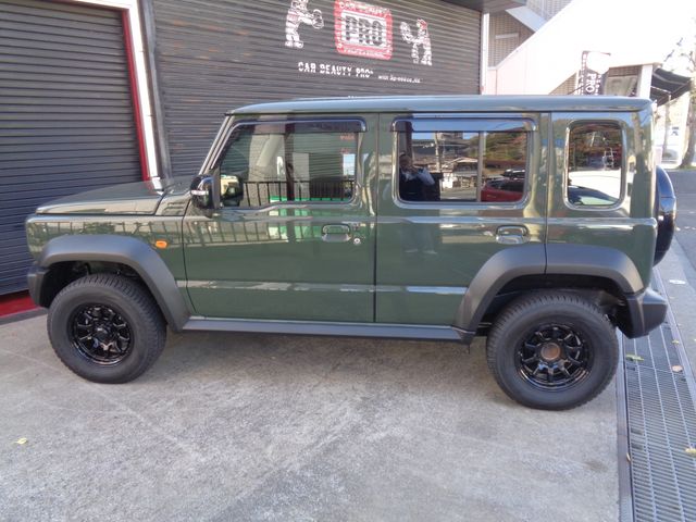 SUZUKI JIMNY NOMADE 2025