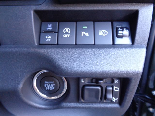 SUZUKI JIMNY NOMADE 2025