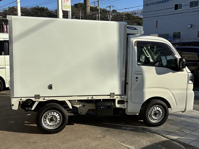 DAIHATSU HIJET truck 4WD 2022