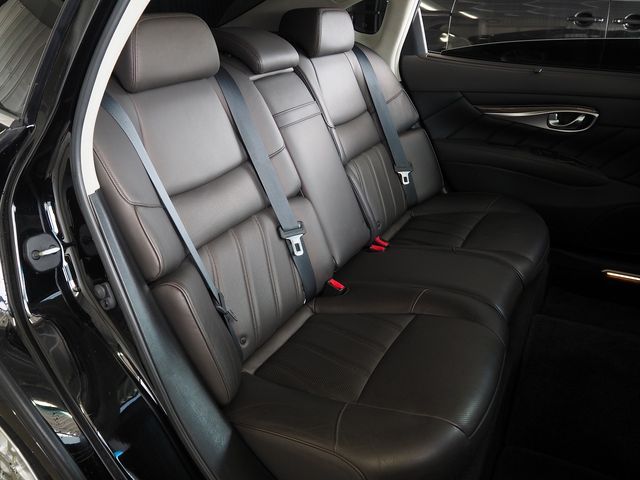 NISSAN CIMA HYBRID 2012