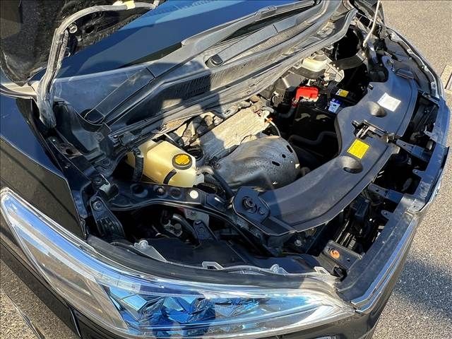 TOYOTA VELLFIRE 2012