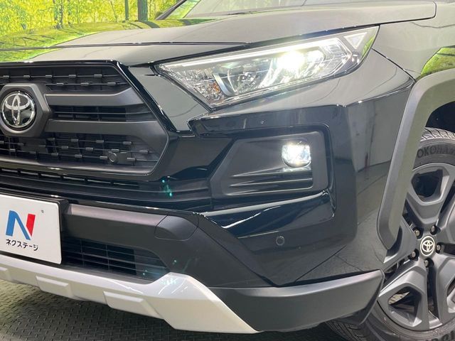 TOYOTA RAV4 4WD 2025