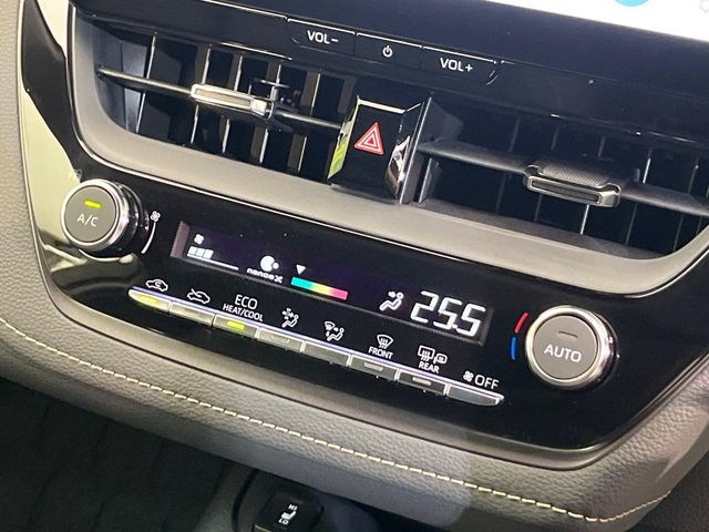 TOYOTA COROLLA TOURING HYBRID 2023