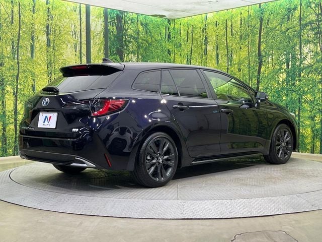TOYOTA COROLLA TOURING HYBRID 2023