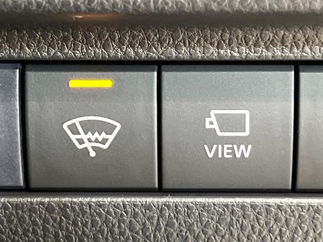 TOYOTA HARRIER 4WD 2021