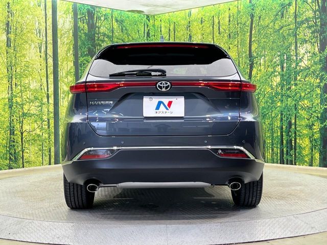 TOYOTA HARRIER 4WD 2021
