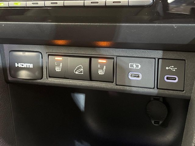 TOYOTA YARIS CROSS 2025