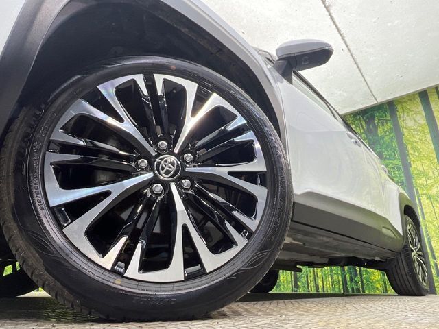 TOYOTA YARIS CROSS 2025