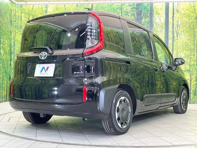 TOYOTA SIENTA HYBRID 2025