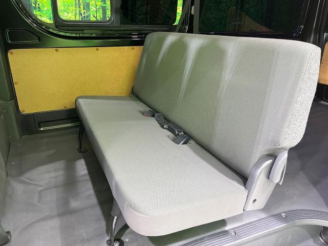 TOYOTA HIACE van 4WD 2023