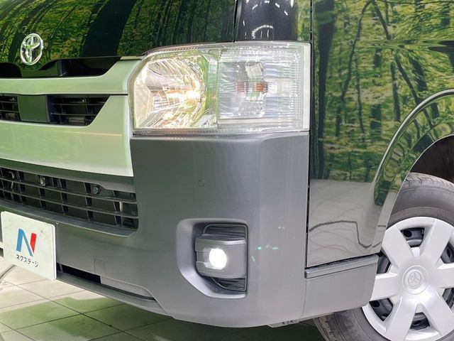 TOYOTA HIACE van 4WD 2023