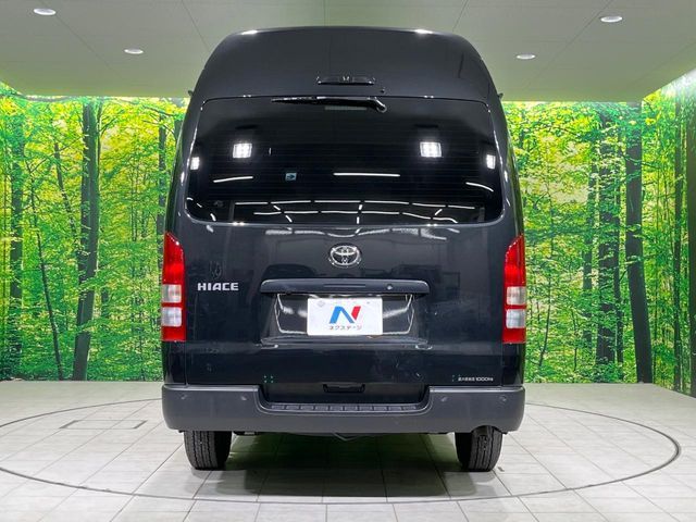 TOYOTA HIACE van 4WD 2023
