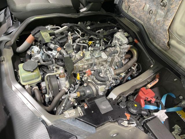 TOYOTA HIACE van 4WD 2023