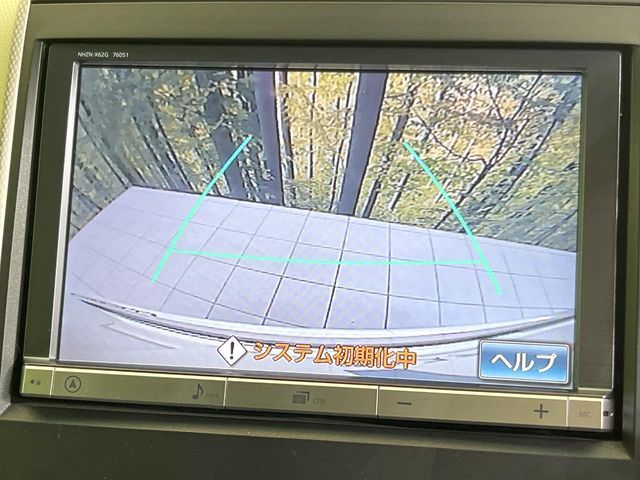 TOYOTA VELLFIRE 2013