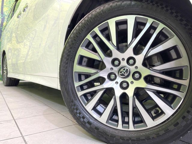 TOYOTA VELLFIRE 2016