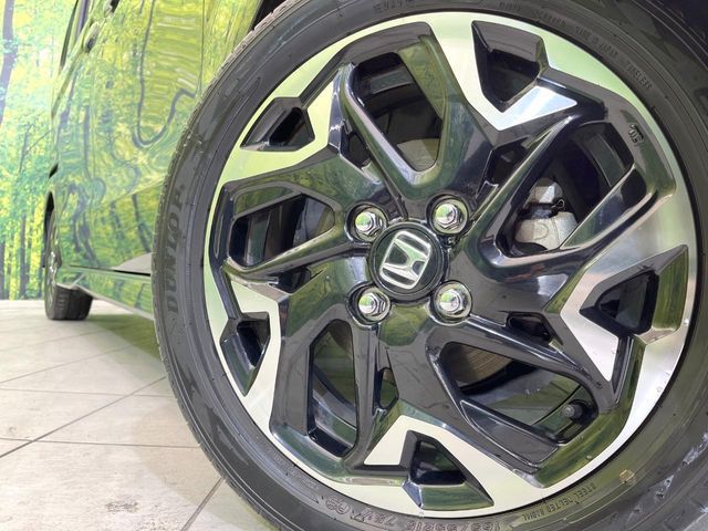 HONDA N BOX CUSTOM 2018