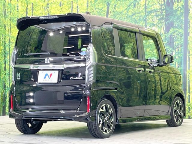 HONDA N BOX CUSTOM 2018