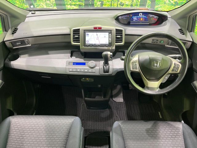 HONDA FREED Spike HYBRID 2015