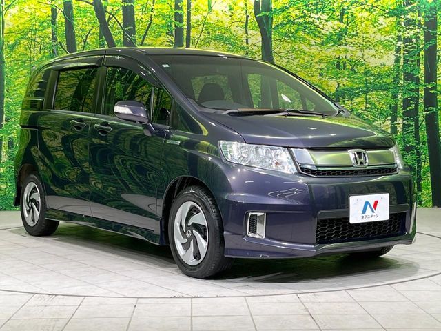 HONDA FREED Spike HYBRID 2015