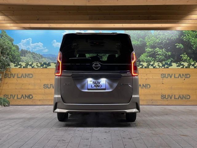 NISSAN SERENA  WG 2018
