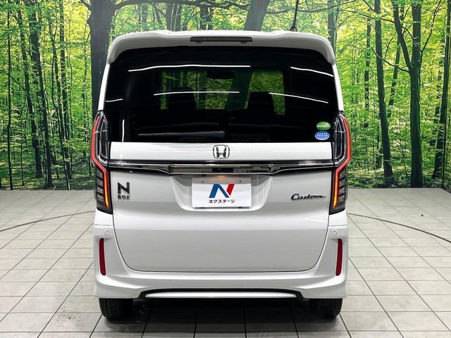 HONDA N BOX CUSTOM 2020