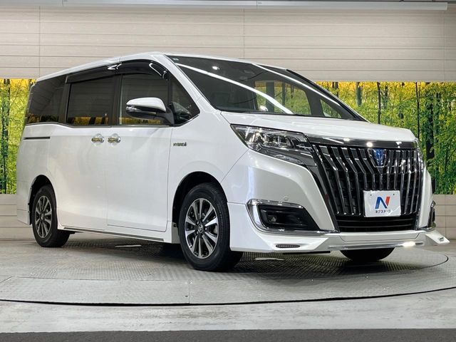 TOYOTA ESQUIRE HYBRID 2017