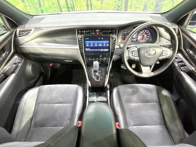 TOYOTA HARRIER 2WD 2017