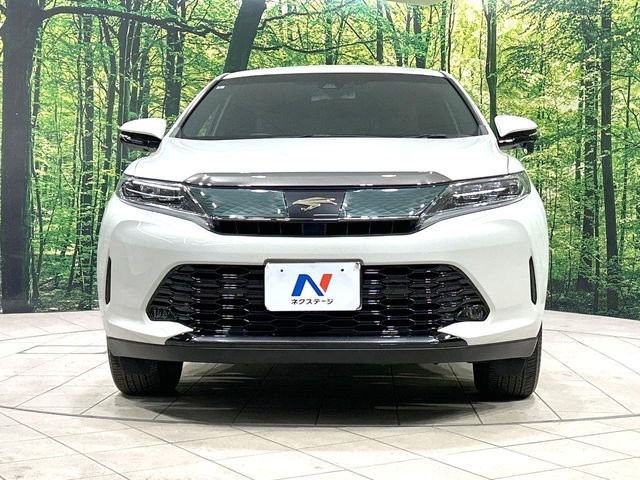 TOYOTA HARRIER 2WD 2017