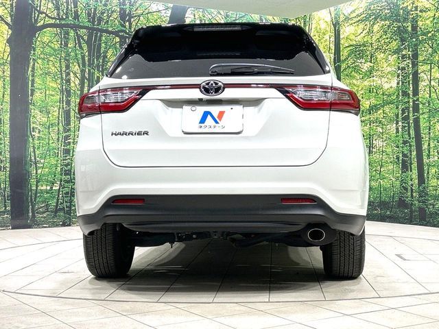 TOYOTA HARRIER 2WD 2017