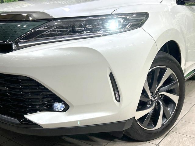 TOYOTA HARRIER 2WD 2017