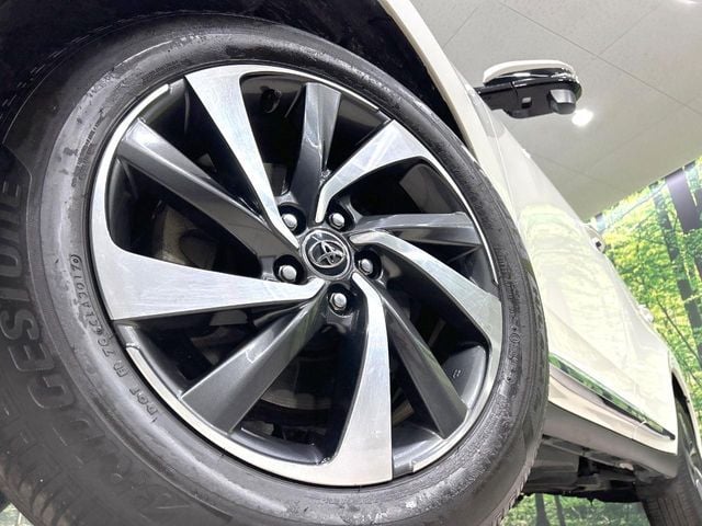 TOYOTA HARRIER 2WD 2017