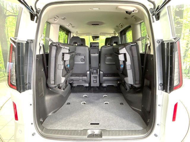 NISSAN SERENA  WG 2023