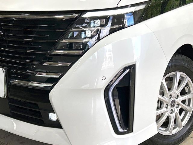 NISSAN SERENA  WG 2023