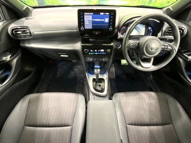 TOYOTA YARIS CROSS 2023