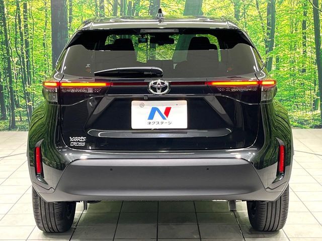 TOYOTA YARIS CROSS 2023