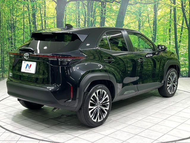 TOYOTA YARIS CROSS 2023