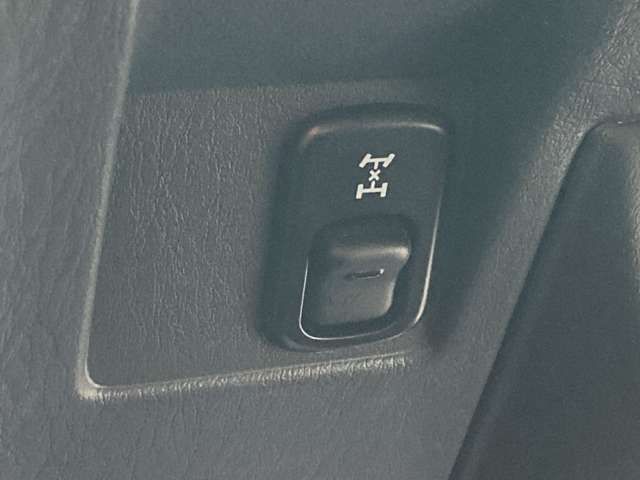 DAIHATSU TERIOS KID 4WD 2010