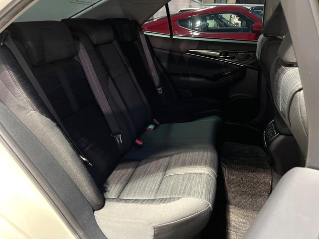 TOYOTA CROWN sedan 2013