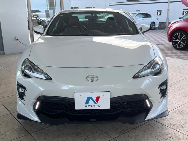 TOYOTA 86 2017