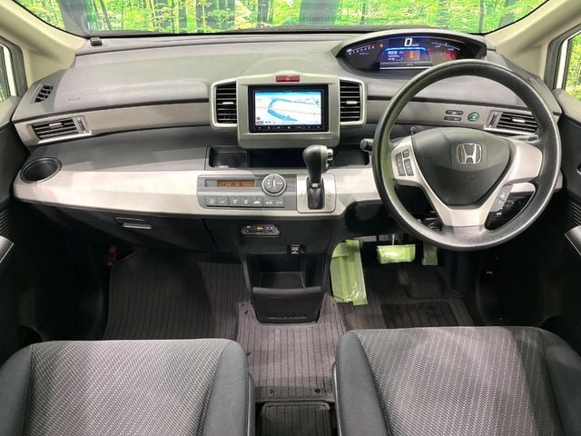 HONDA FREED HYBRID 2013