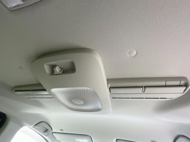 TOYOTA SIENTA HYBRID 2022