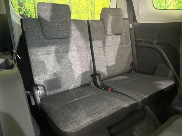 TOYOTA SIENTA HYBRID 2022