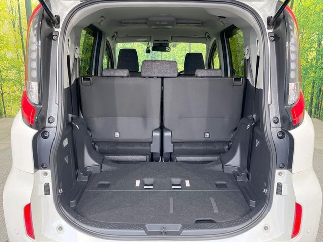 TOYOTA SIENTA HYBRID 2022