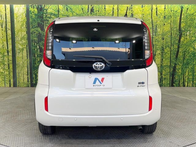 TOYOTA SIENTA HYBRID 2022