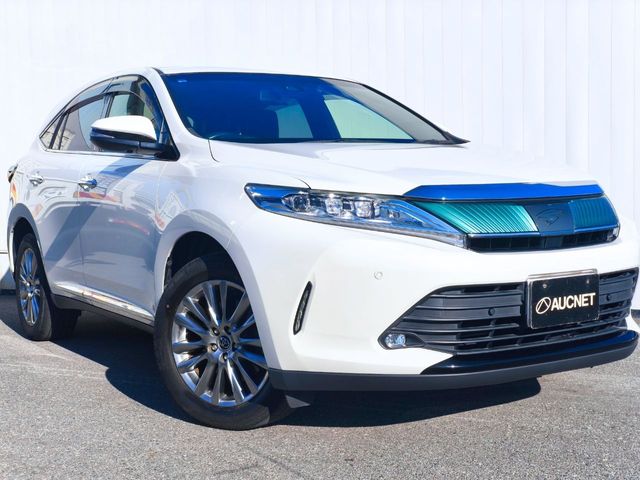 TOYOTA HARRIER 2WD 2019