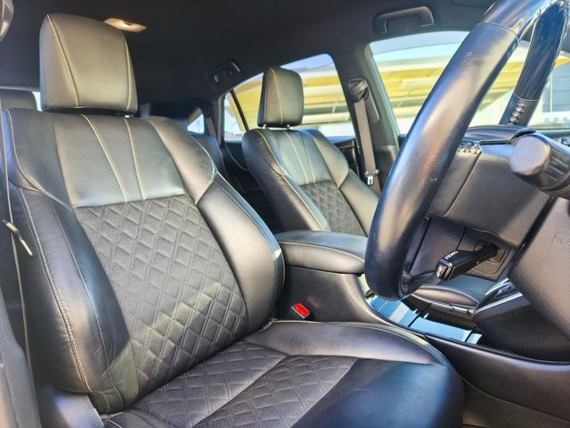 TOYOTA HARRIER 2WD 2019