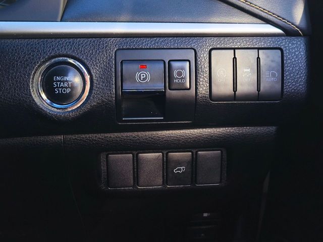 TOYOTA HARRIER 2WD 2019