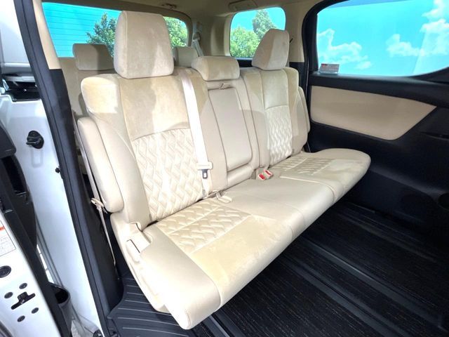 TOYOTA ALPHARD 2019