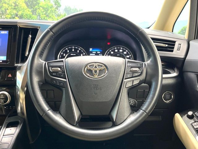 TOYOTA ALPHARD 2019